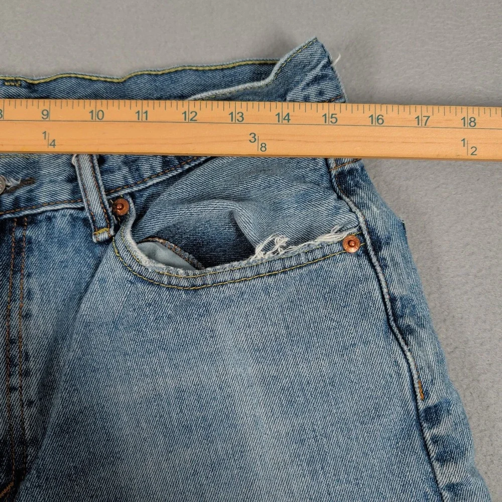 Levi's 550 Jeans Mens 33x30 Blue Relaxed Fit Tapered Leg Denim Casual Retro Wear
